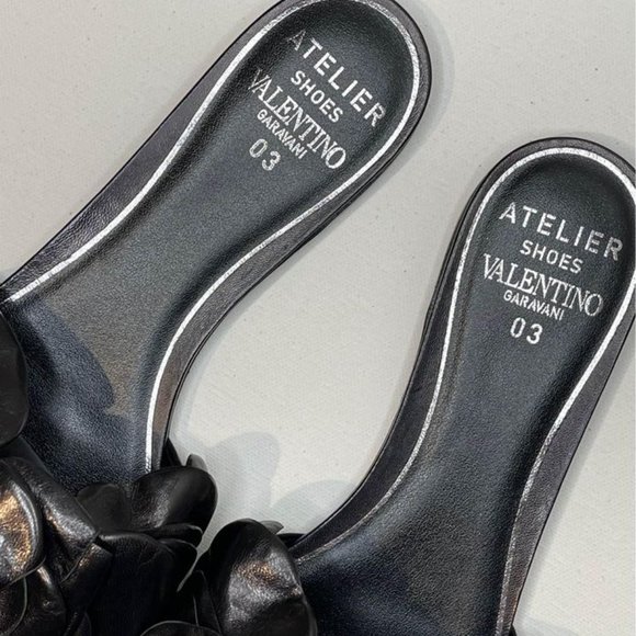 VALENTINO GARAVANI Black 03 Rose Edition Atelier Petal Flat Sandals - Picture 6 of 9